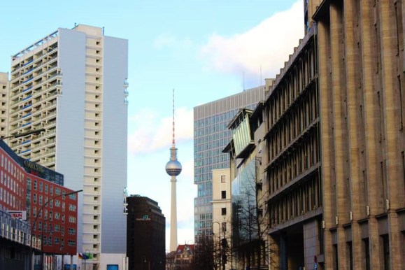 49305806_10156037427177643_8875950100761804800_n